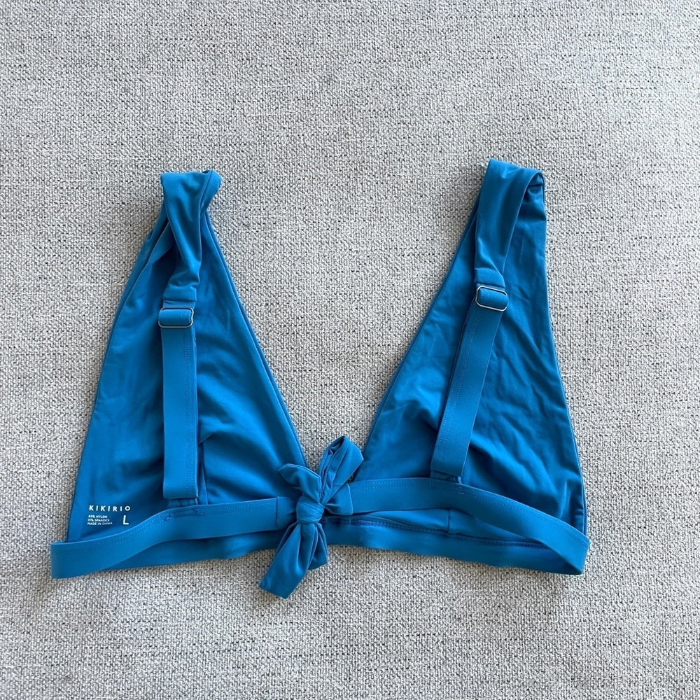 KIKIRIO Solid 19 Skye Plunge V-neck Bikini Top In Blue Size L Swim - Picture 4 of 5